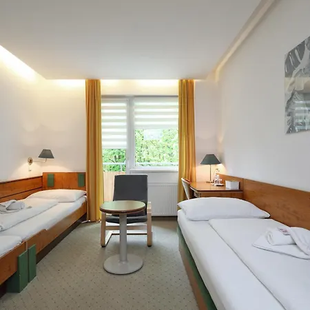 فندق Interhotel Montana 3*
